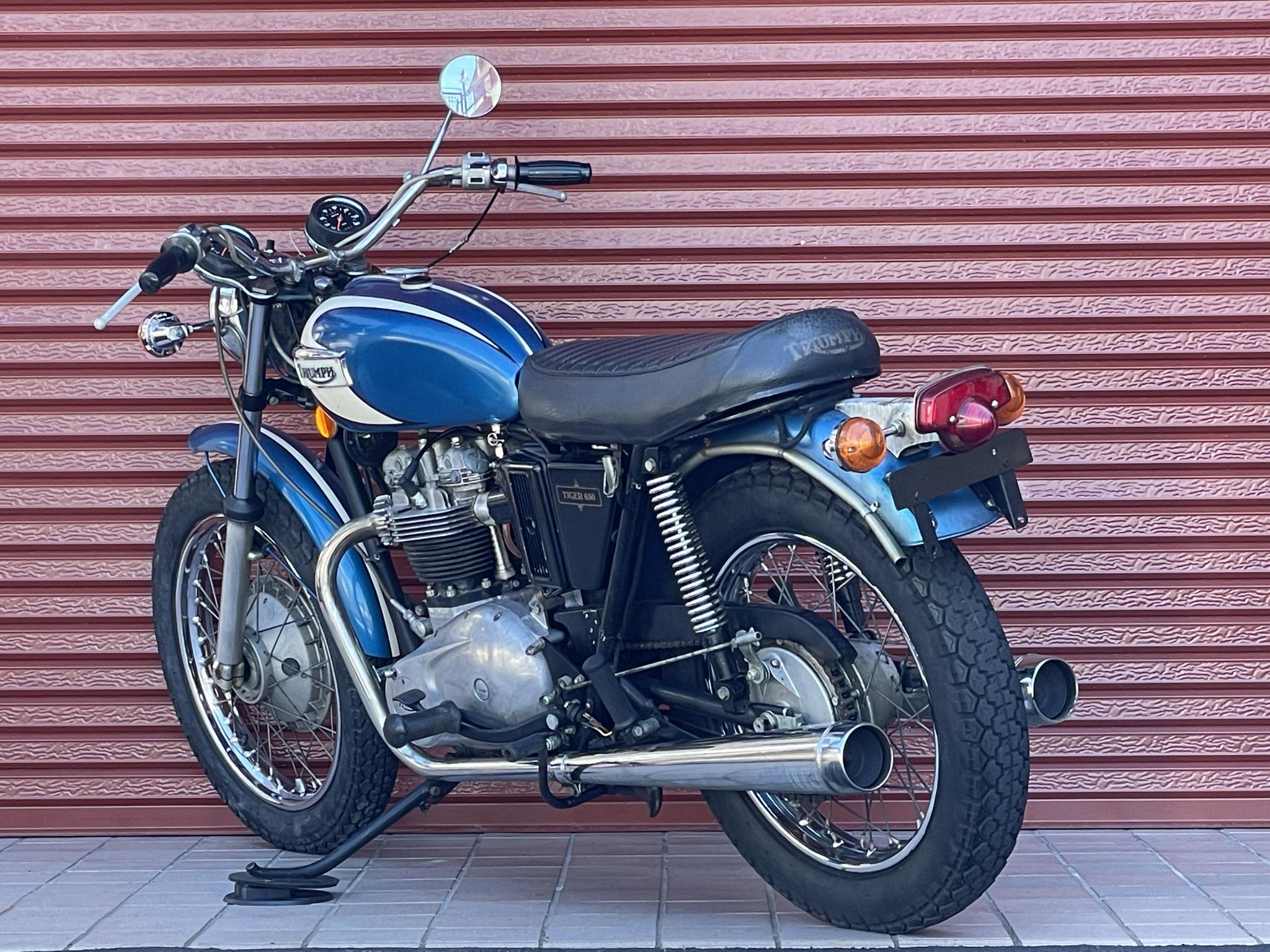 トライアンフ・Triumph TR6R 写真6