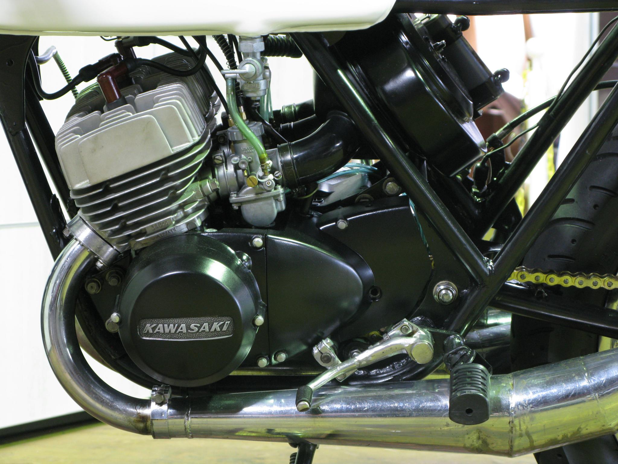 カワサキ・KAWASAKI SS350 Custom 写真8