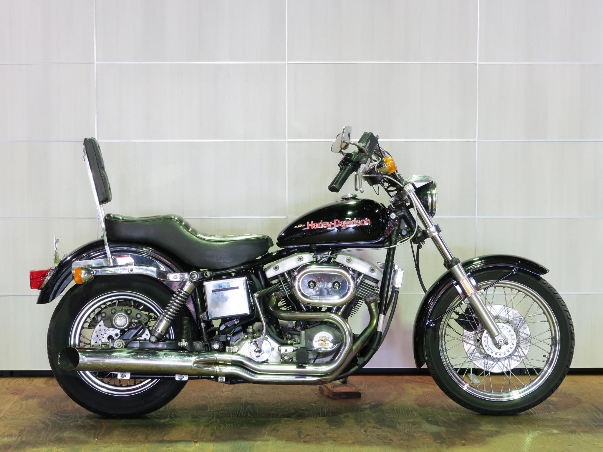 ハーレー 1977 FXE Super Glide