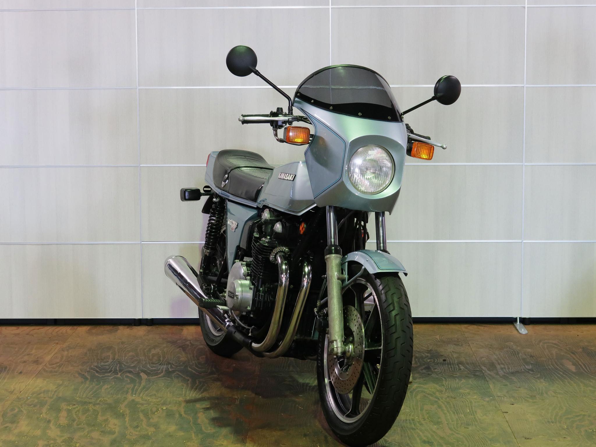 カワサキ・KAWASAKI Z1R-1 写真2