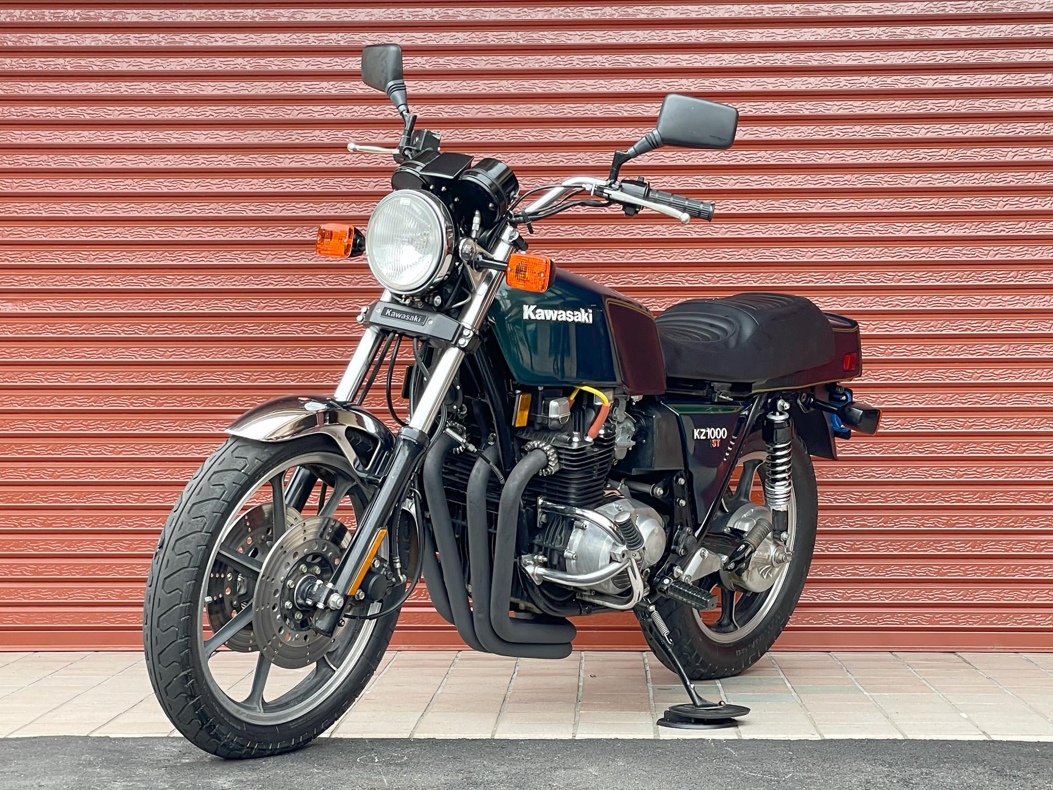 カワサキ・KAWASAKI KZ1000 ST 写真5