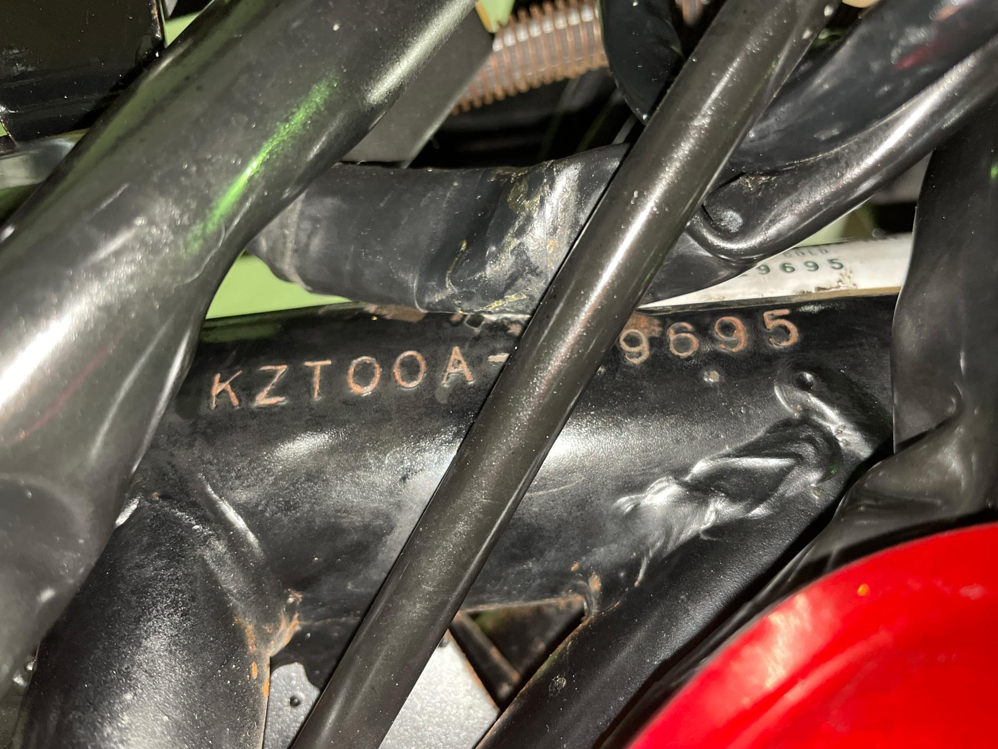 ハーレー Kawasaki KZ1000MK2 車体写真12