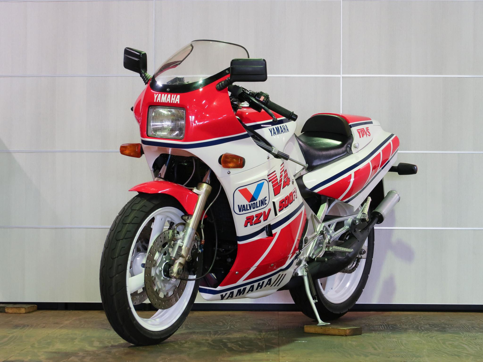 ヤマハ・YAMAHA RZV500R 写真5