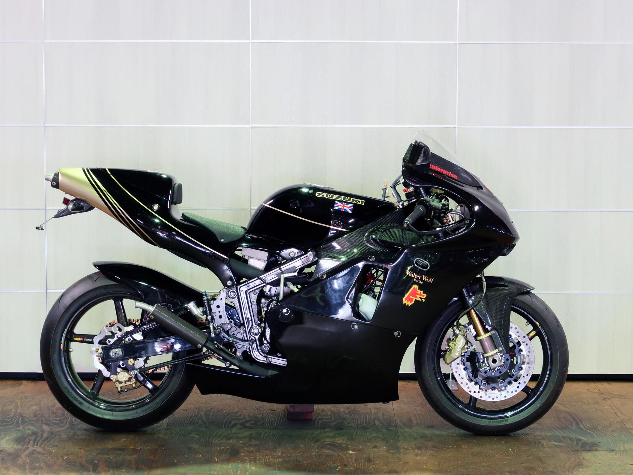 スズキ・SUZUKI RG500ガンマ 写真1