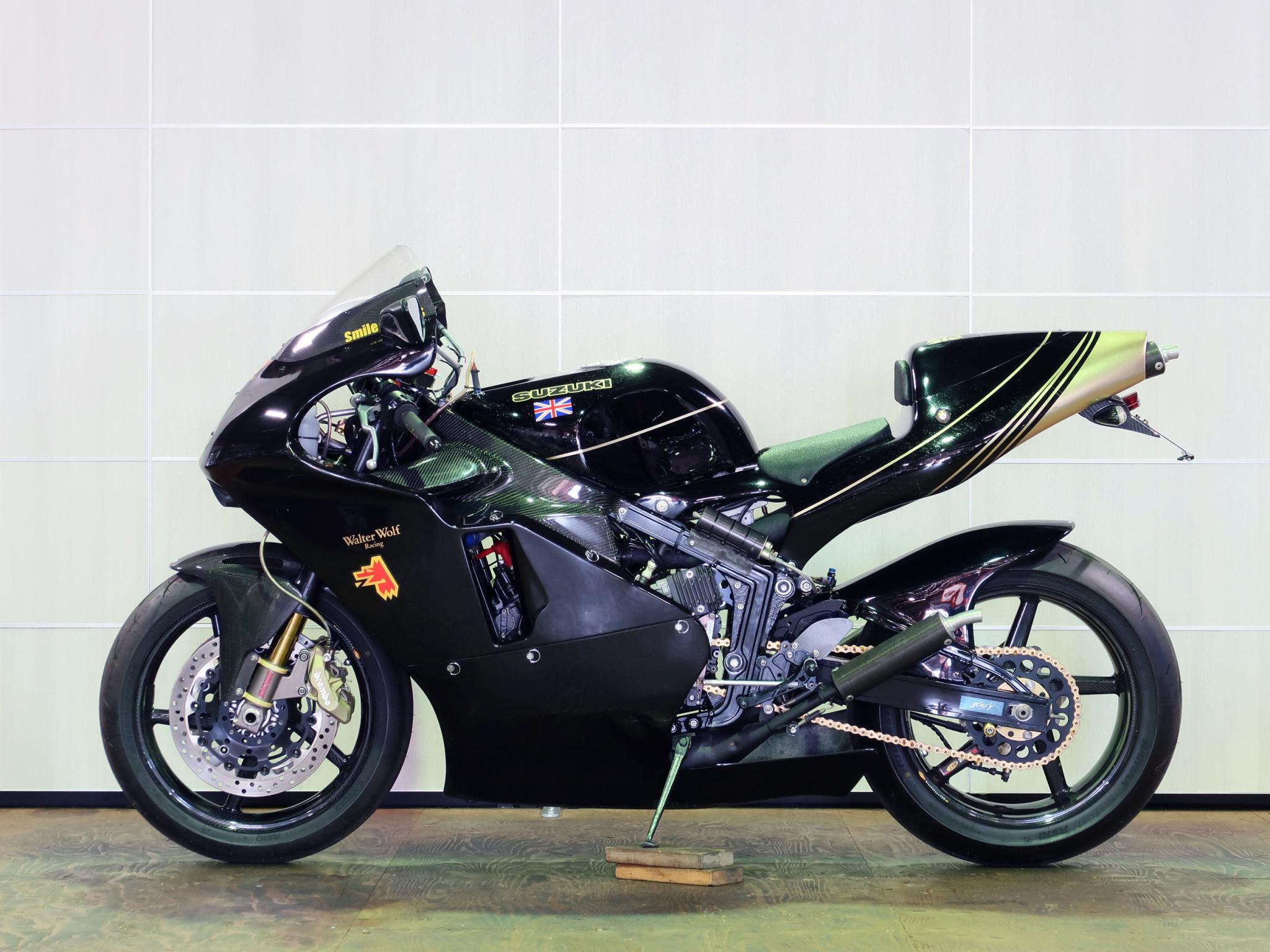 スズキ・SUZUKI RG500ガンマ 写真4