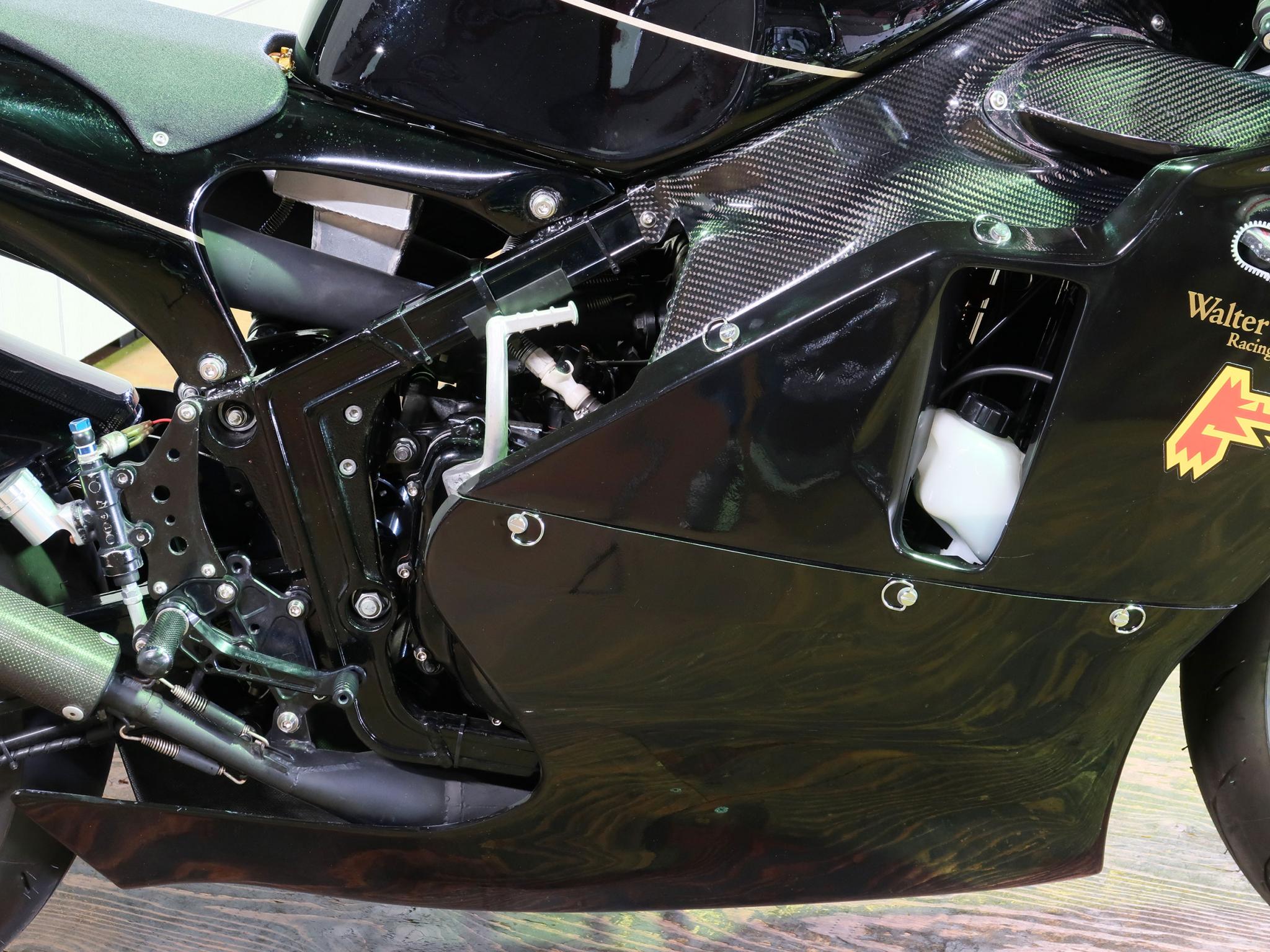 スズキ・SUZUKI RG500ガンマ 写真7