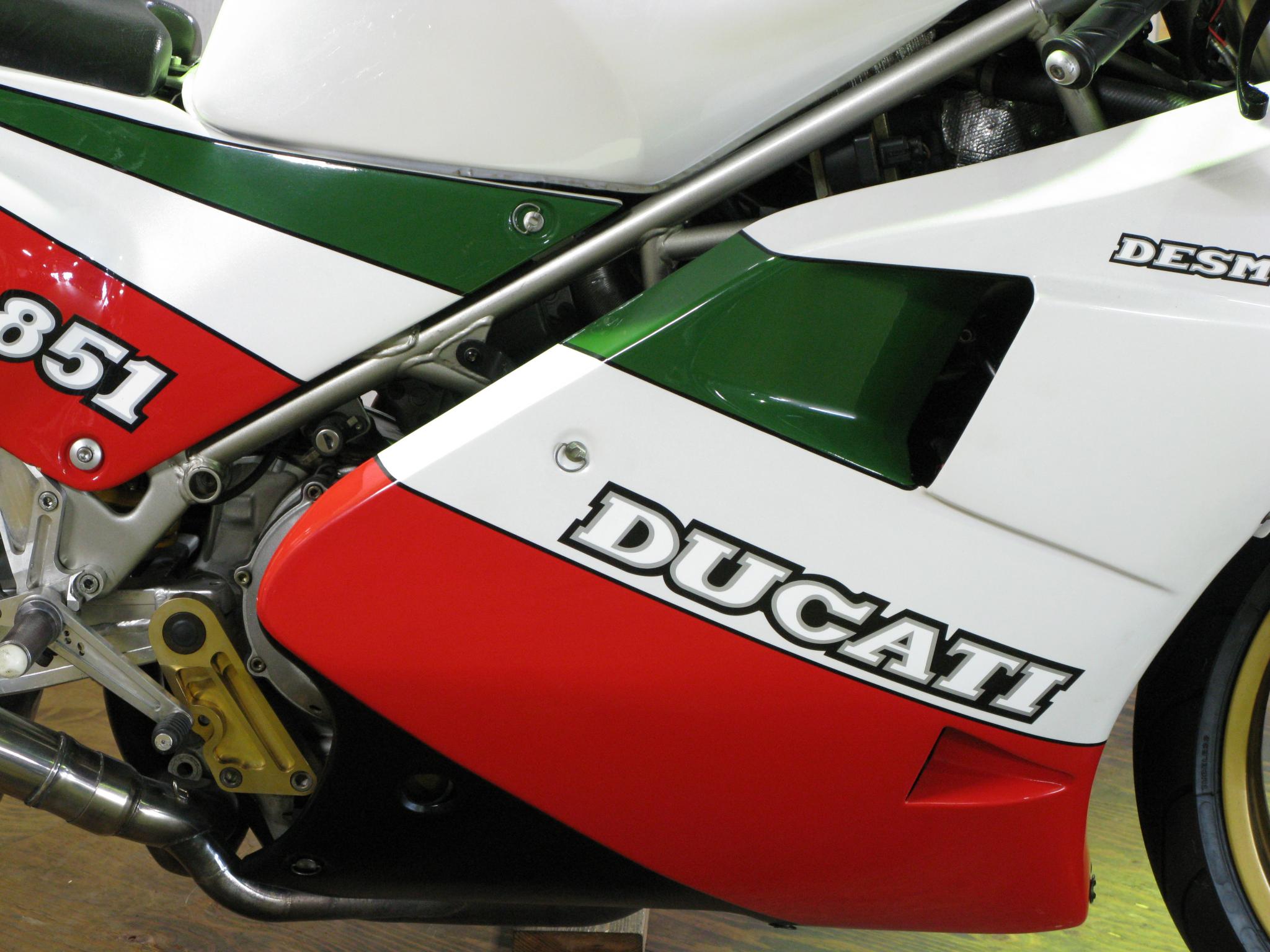 ドゥカティ・Ducati 851Strada 写真7