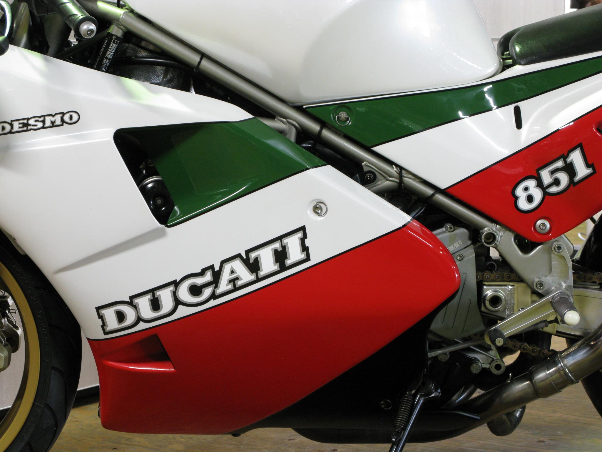 ドゥカティ・Ducati 851Strada 写真8