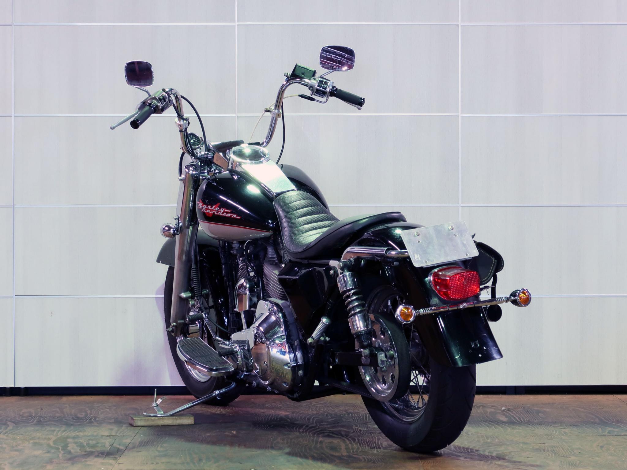 ハーレーダビッドソン・FLHTCU Custom 写真6