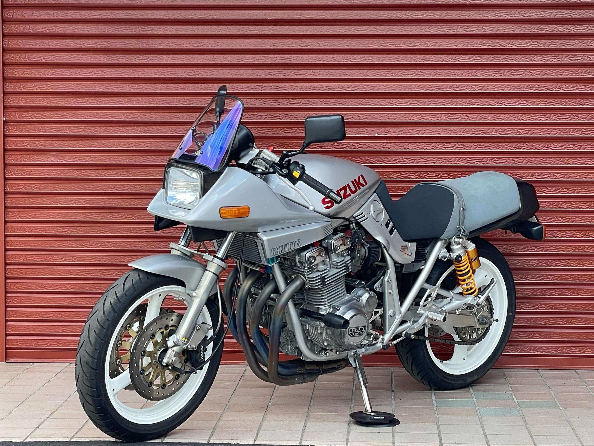 スズキ・SUZUKI GSX1100S KATANA 写真5