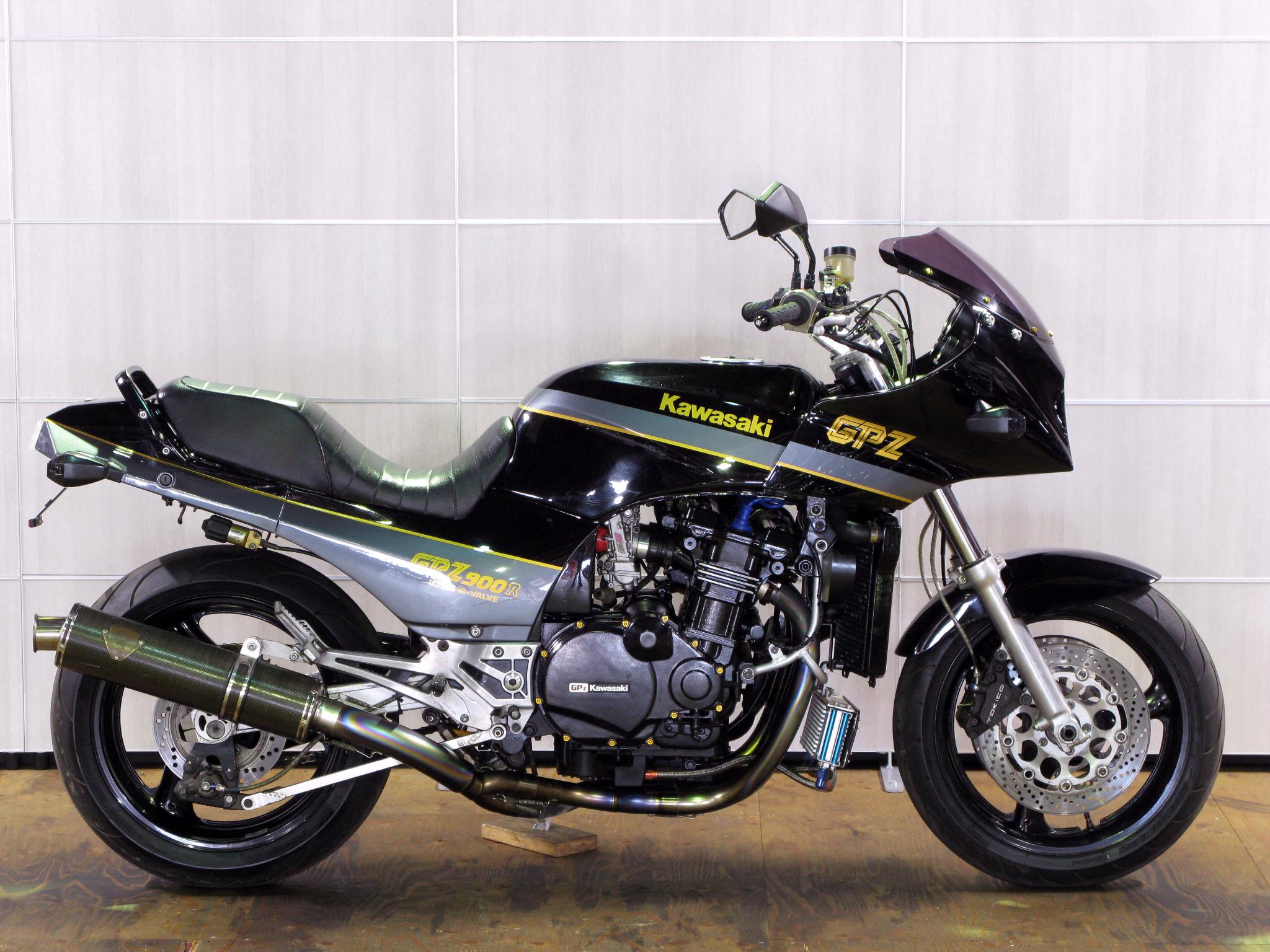 カワサキ・KAWASAKI GPz900R