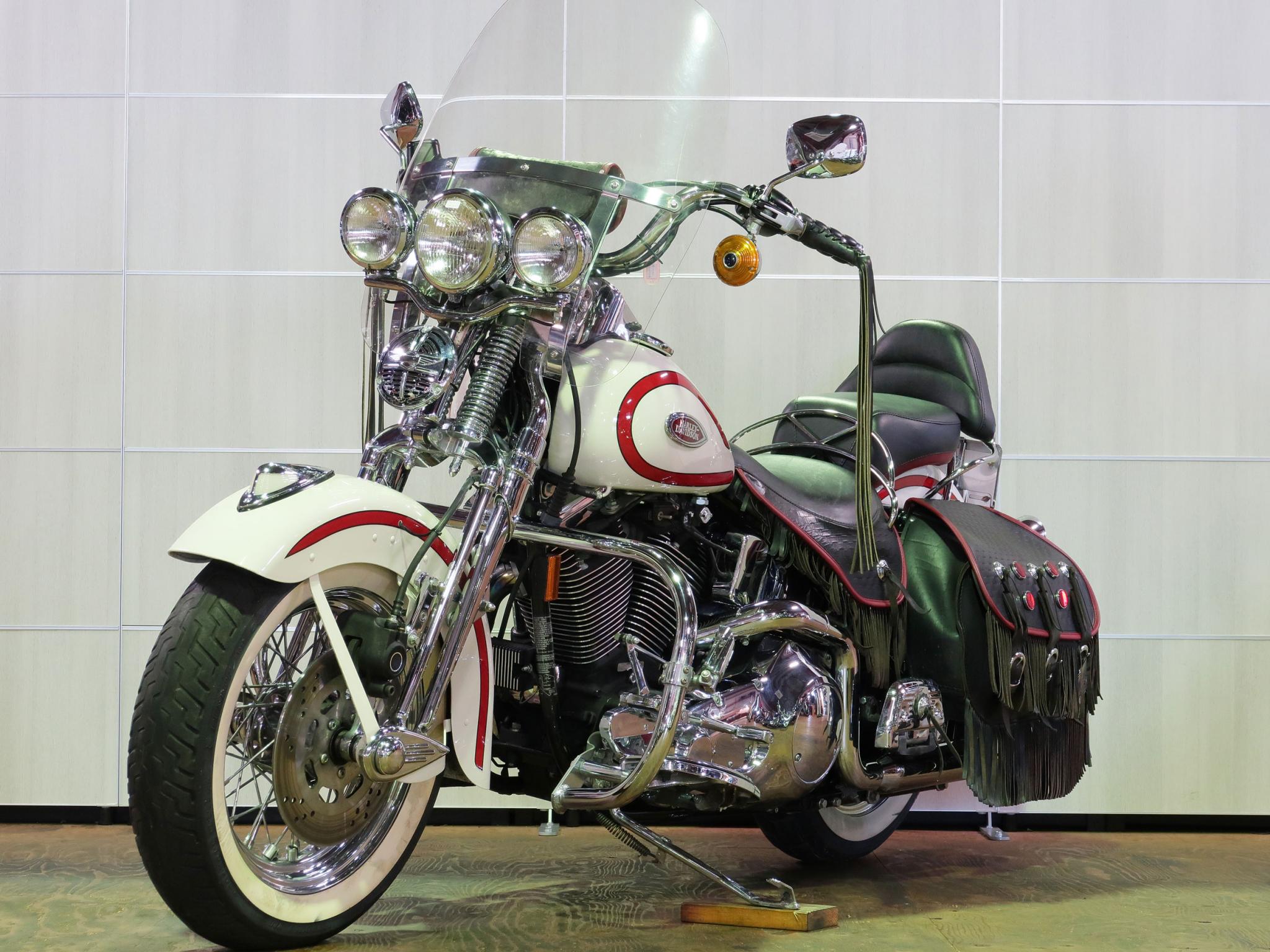 ハーレーダビッドソン 1997 FLSTS Heritage Springer 車体写真5