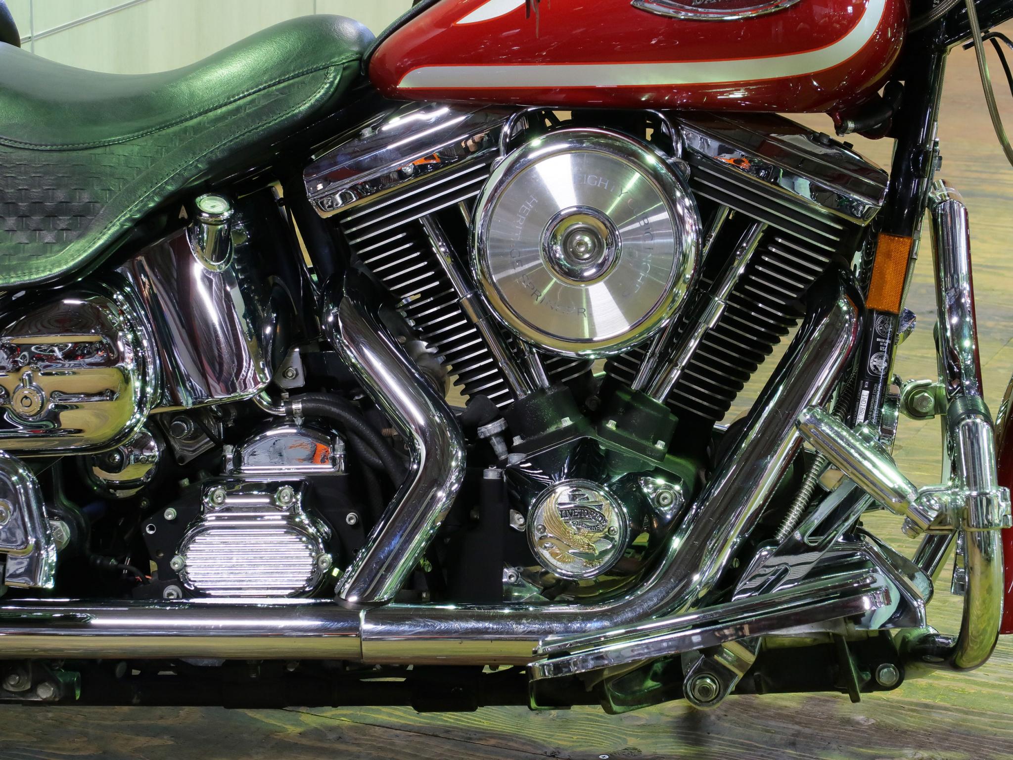 ハーレー FLSTS Heritage Springer 車体写真7