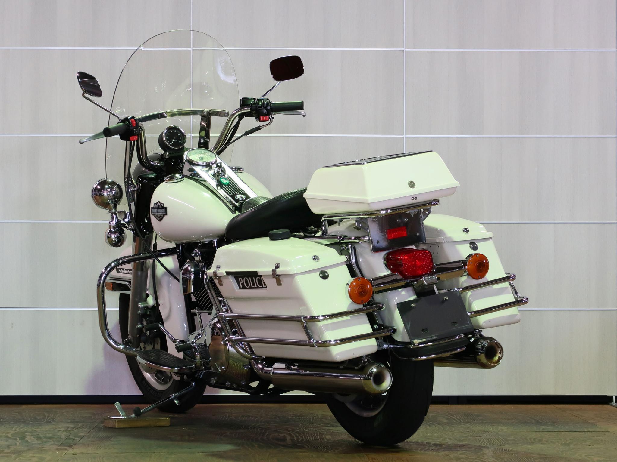 ハーレーダビッドソン・FLHPEI Police Road King 写真6