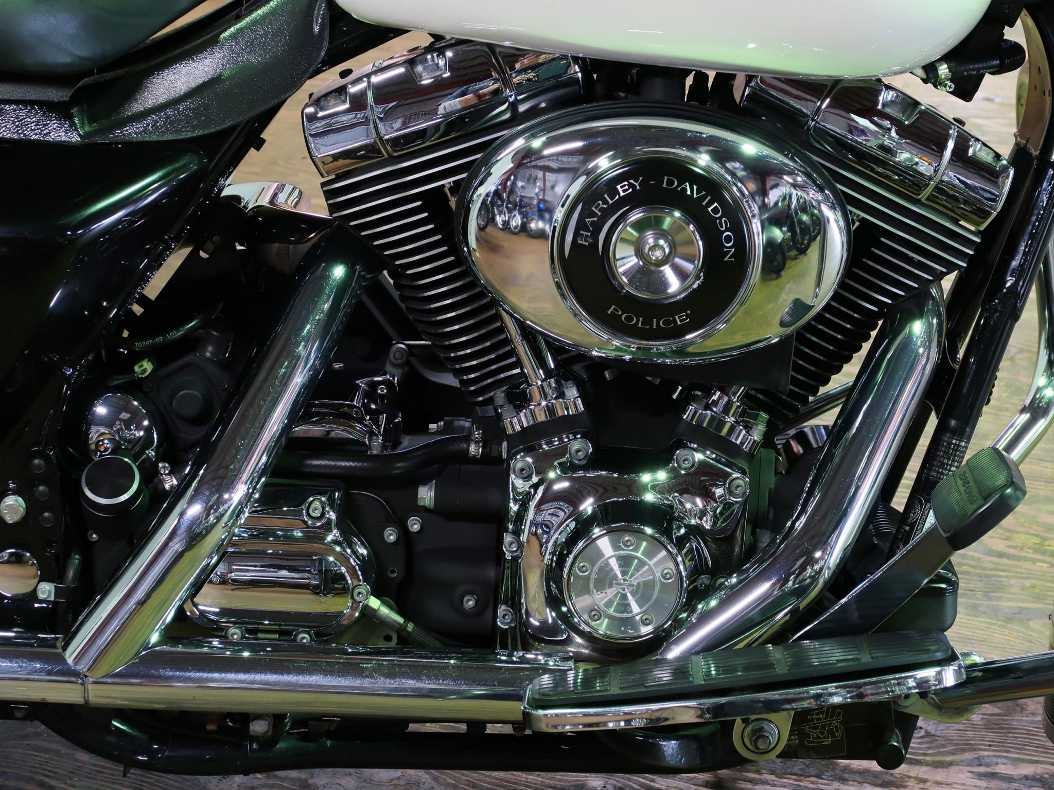 ハーレーダビッドソン・FLHPEI Police Road King 写真8