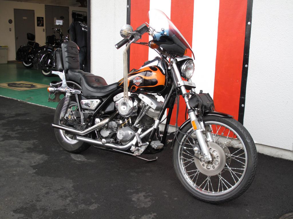 バイザースタイル・トリムリング・ヘッドライト - Harley