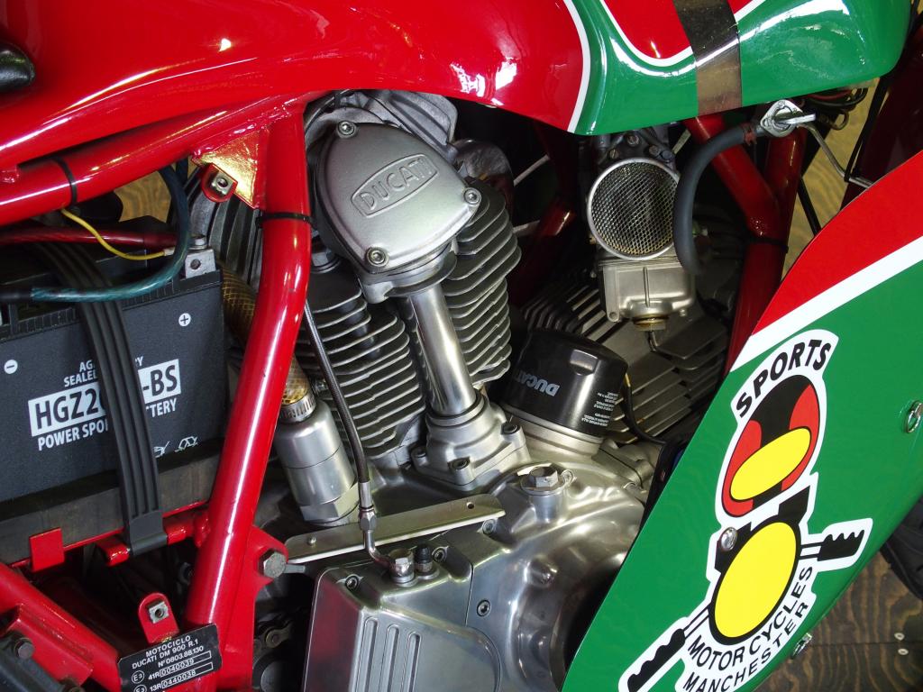 ハーレー Ducati MHR 900 R1 Custom 車体写真8