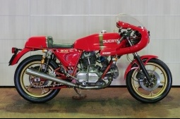 ドゥカティ  1983 Ducati 900SS