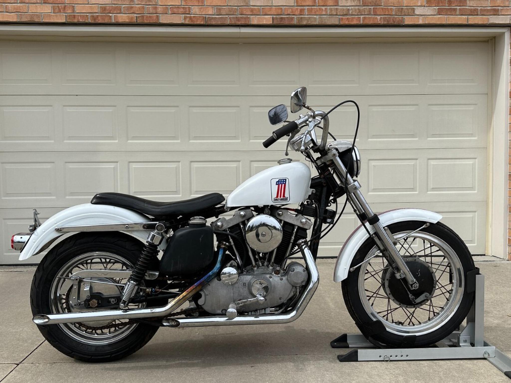 ハーレー 1972 XLH 1000