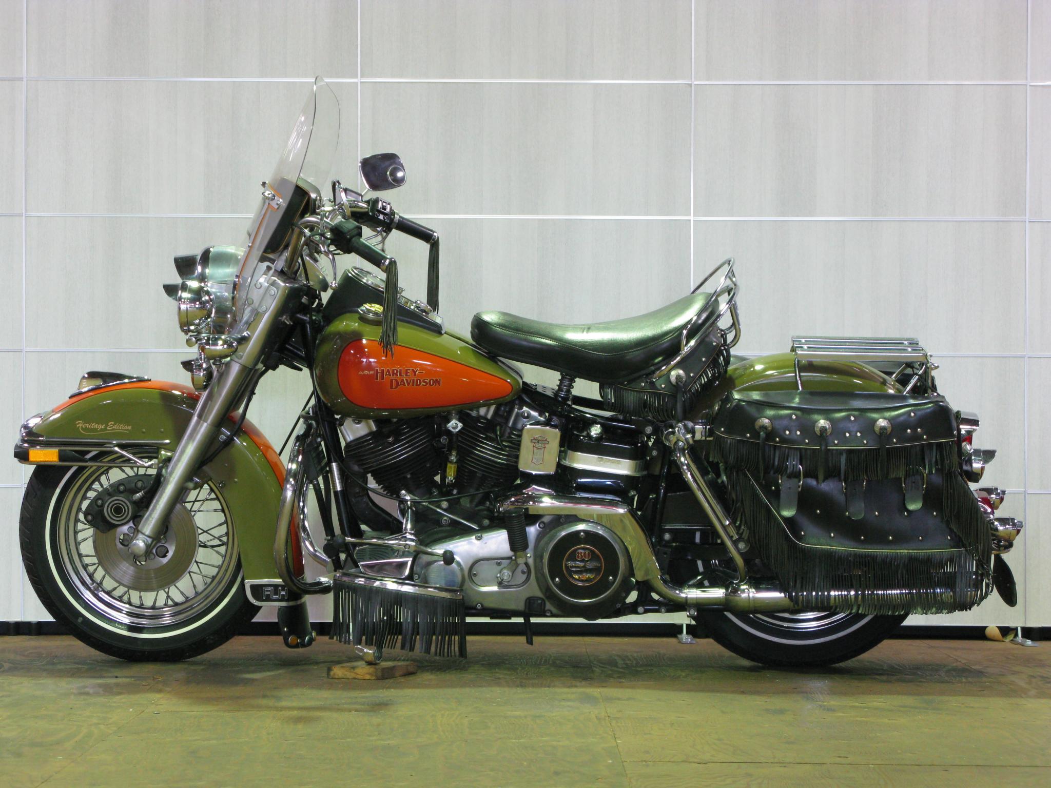 ハーレー FLH Heritage Edition 車体写真4