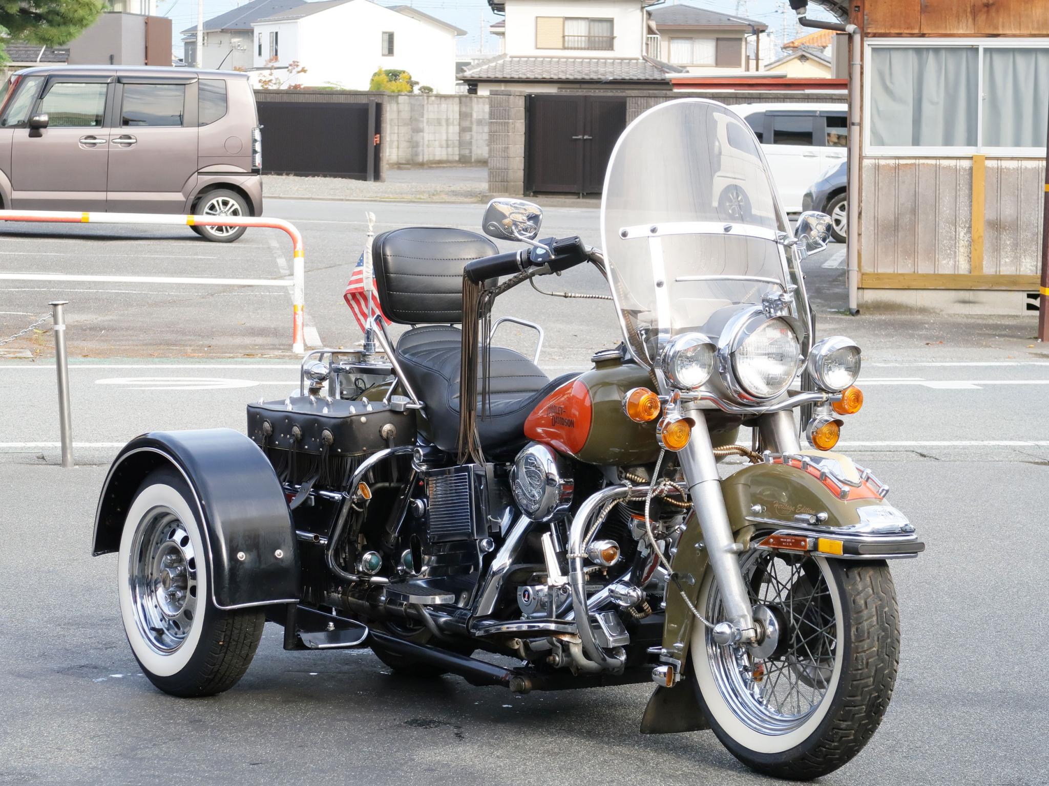 ハーレー FLH Heritage Edition 車体写真2