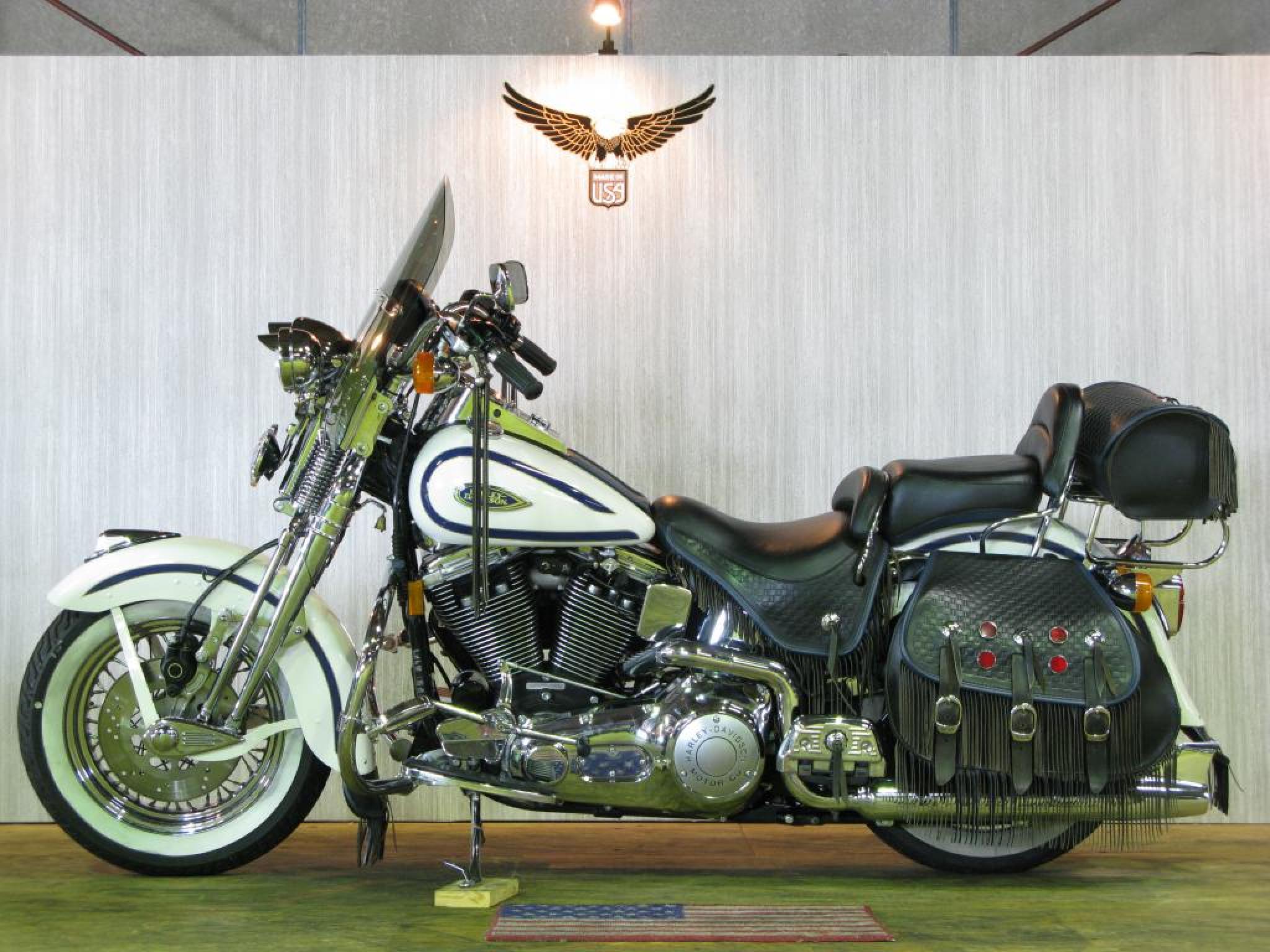 ハーレー FLSTS Heritage Springer 車体写真4