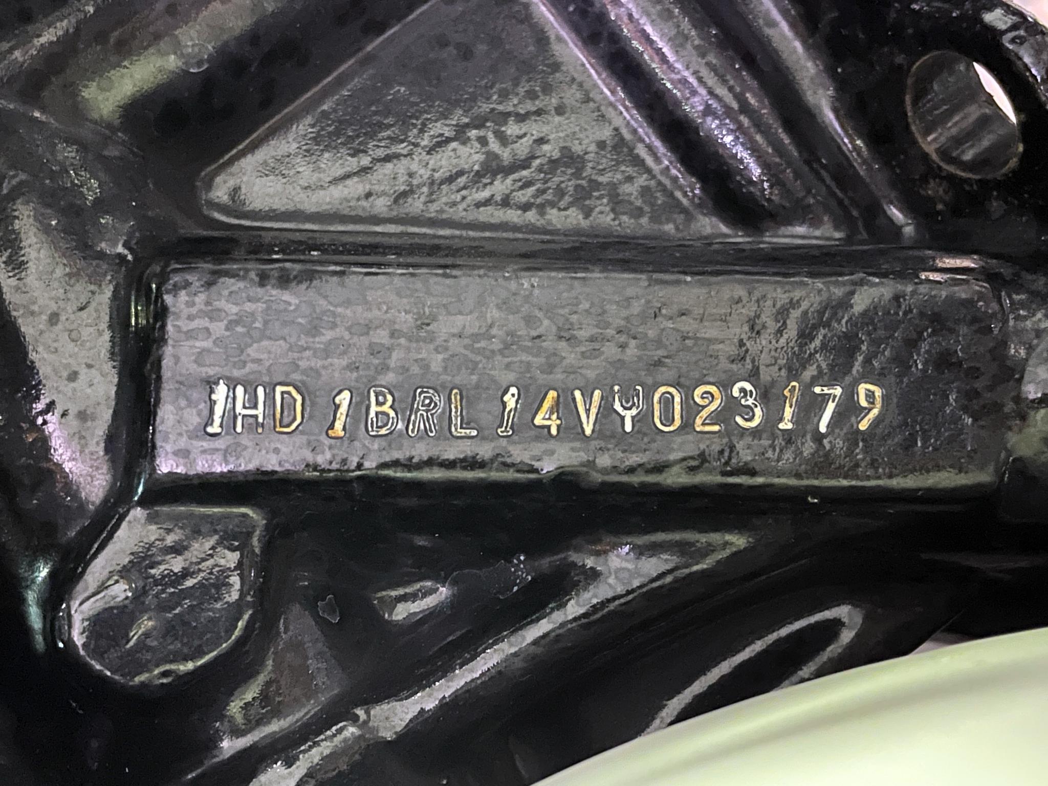 ハーレー FLSTS Heritage Springer 車体写真11