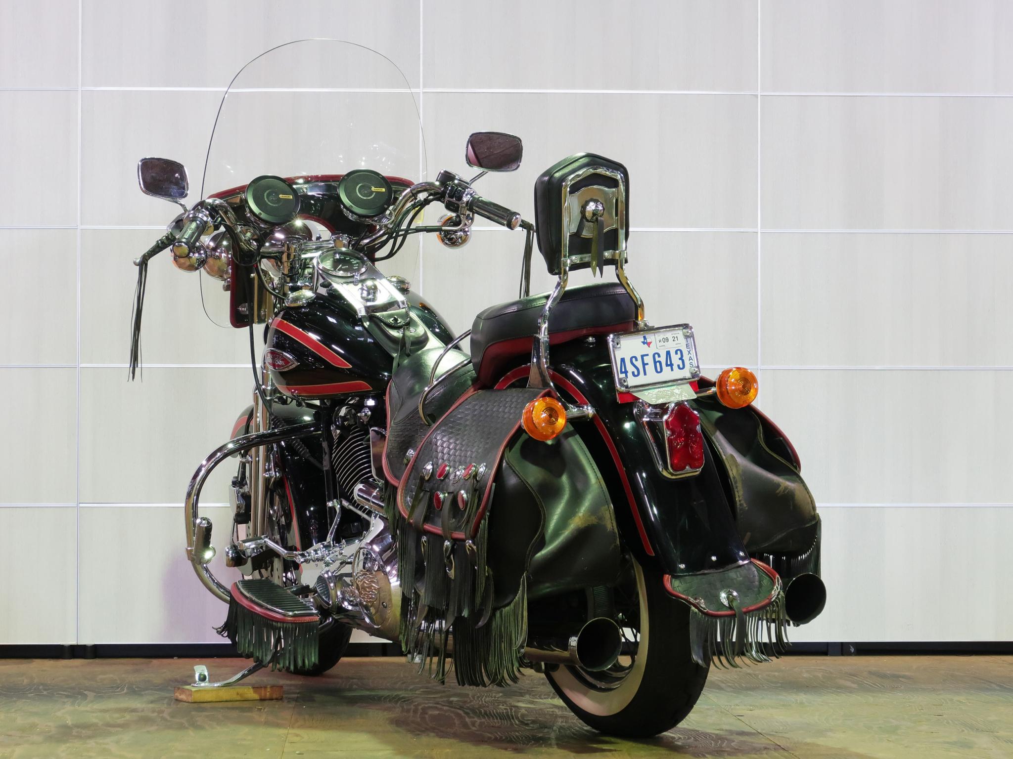 ハーレー FLSTS Heritage Springer 車体写真6