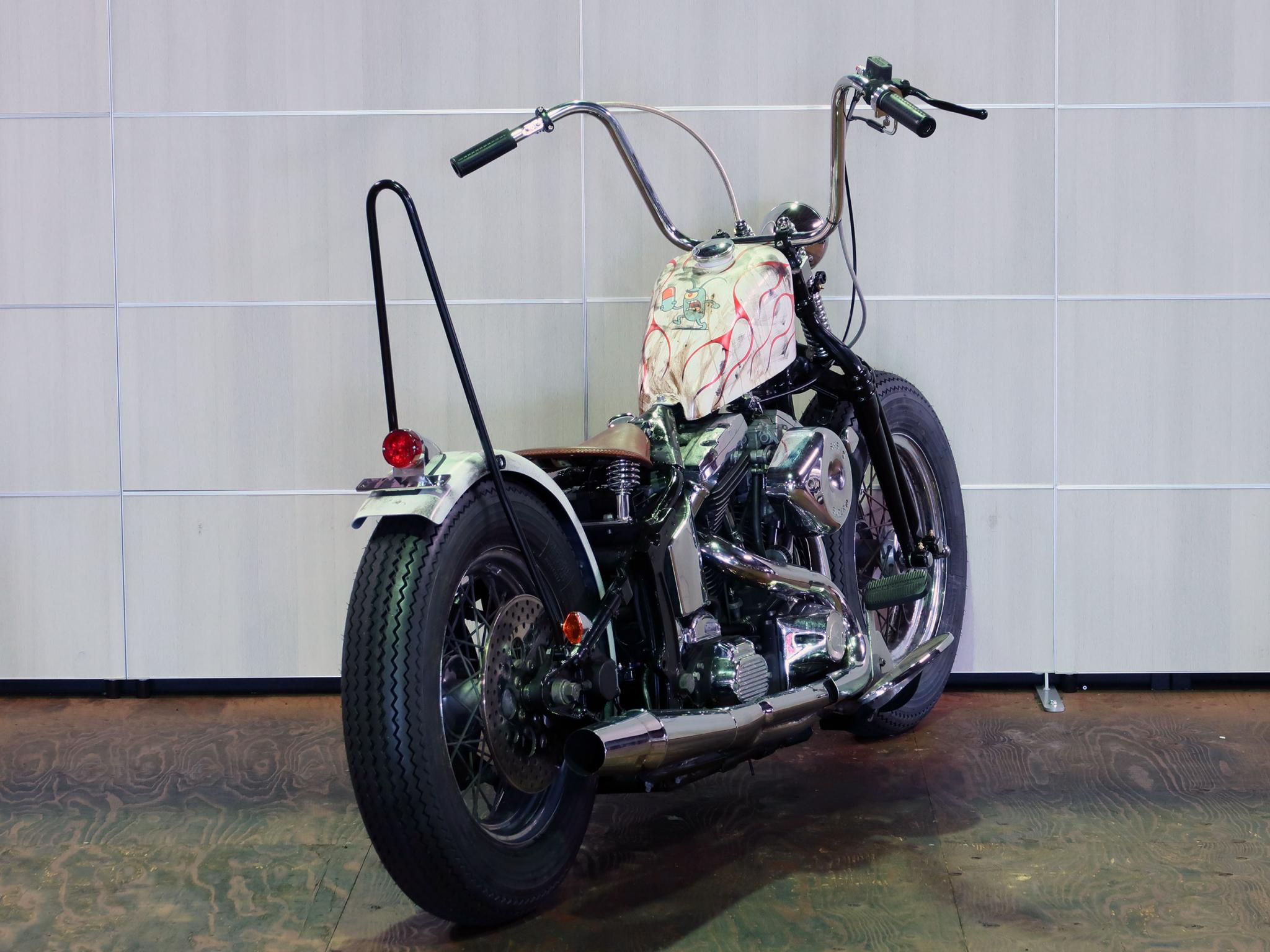 ハーレー FLSTS Custom 車体写真3