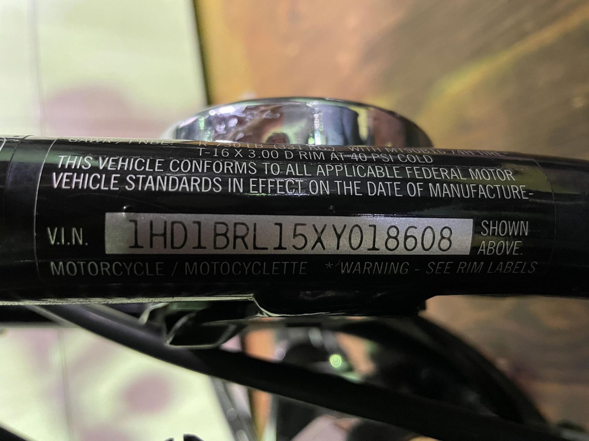 ハーレー FLSTS Heritage Springer 車体写真11