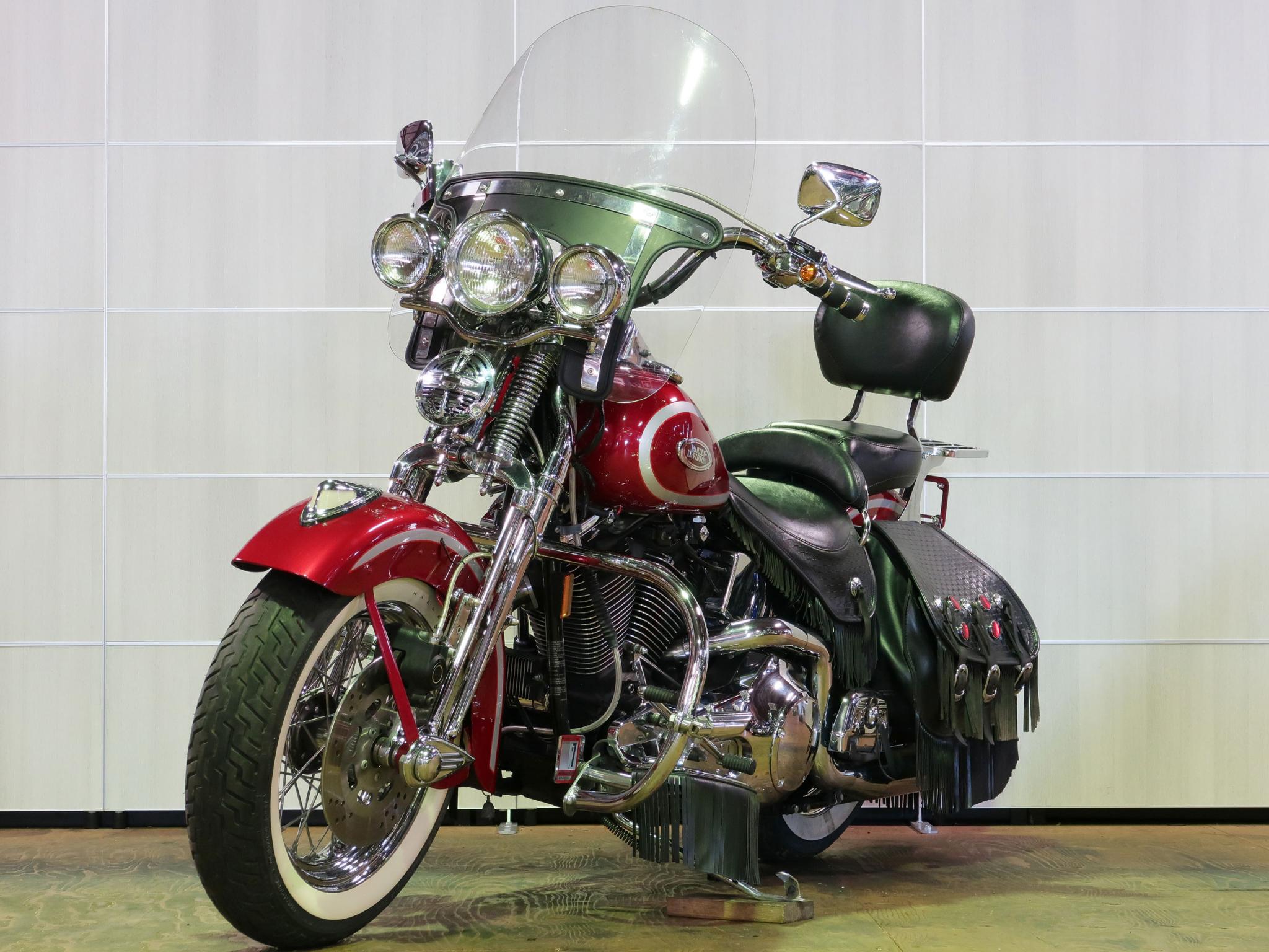 ハーレー FLSTS Heritage Springer 車体写真5