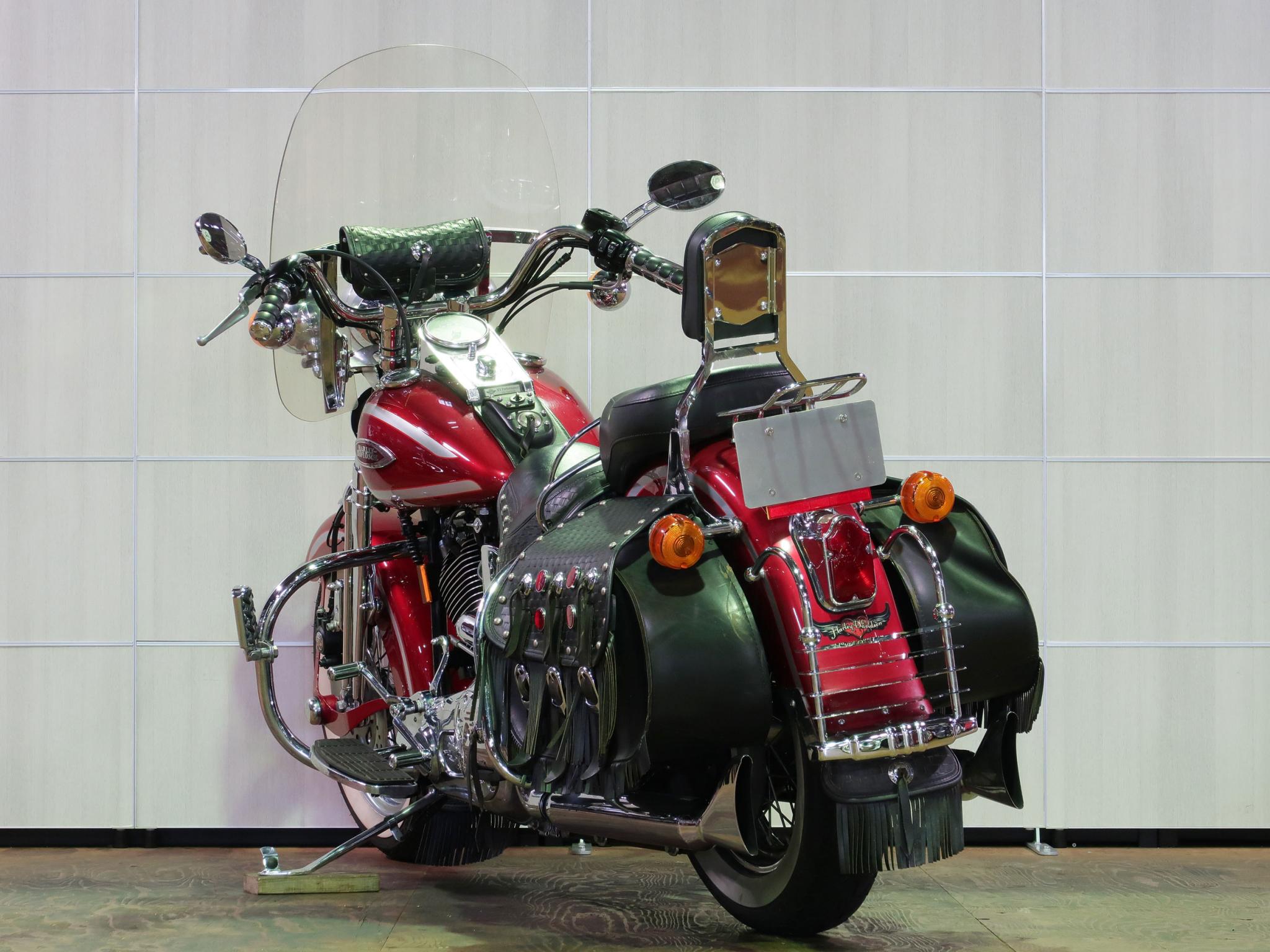 ハーレー FLSTS Heritage Springer 車体写真6