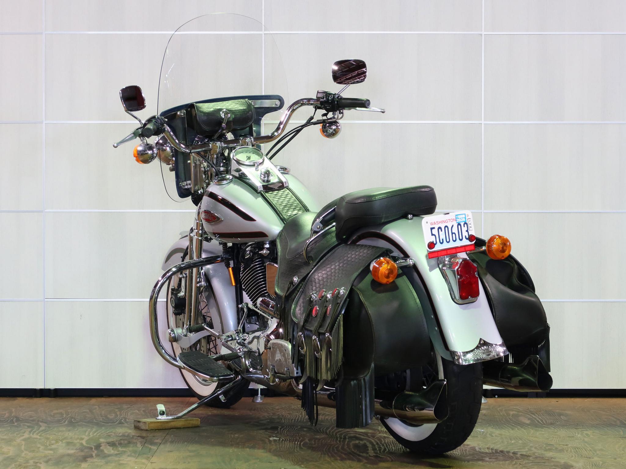 ハーレー FLSTS Heritage Springer 車体写真6