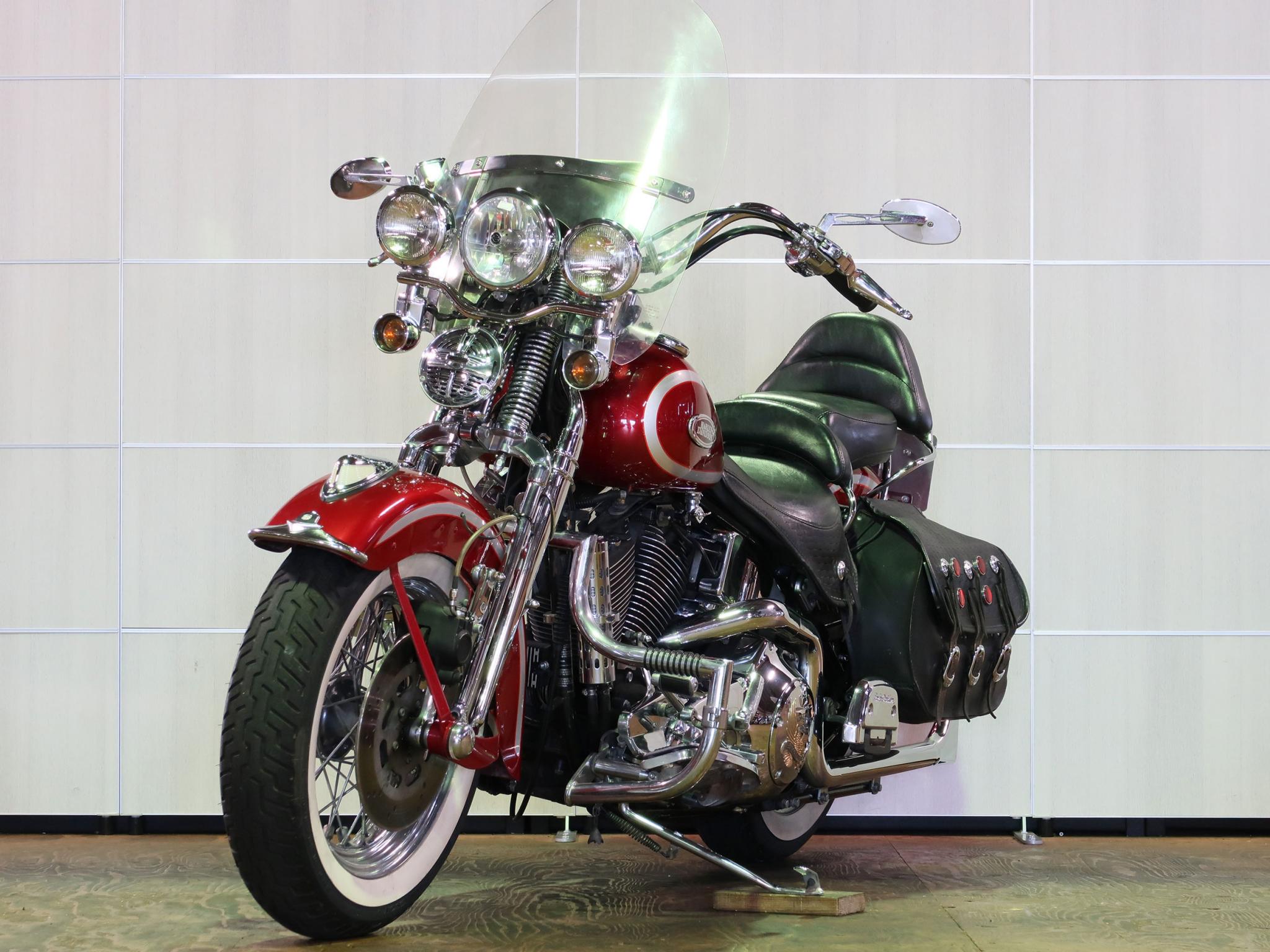 ハーレー FLSTS Heritage Springer 車体写真5