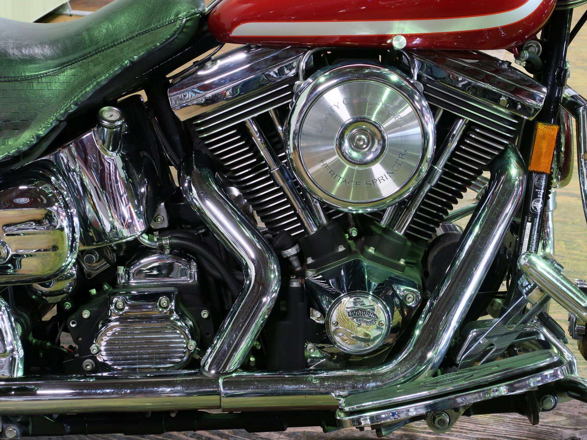 ハーレー FLSTS Heritage Springer 車体写真7