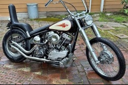 ハーレー・ダビッドソン  中古車:FLH Custom