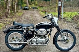 ハーレー・ダビッドソン  中古車:XLH 900
