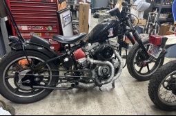 ハーレー・ダビッドソン  中古車:XLH Custom