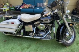 ハーレー・ダビッドソン  中古車:FLH