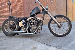 ハーレー・ダビッドソン  中古車:FLH Custom