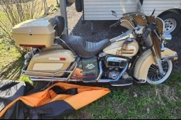 ハーレー・ダビッドソン  中古車:FLH Classic