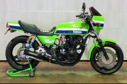 カワサキ  1982 KAWASAKI KZ1000R1
