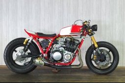ヤマハ  1982 YAMAHA XJ650 Custom
